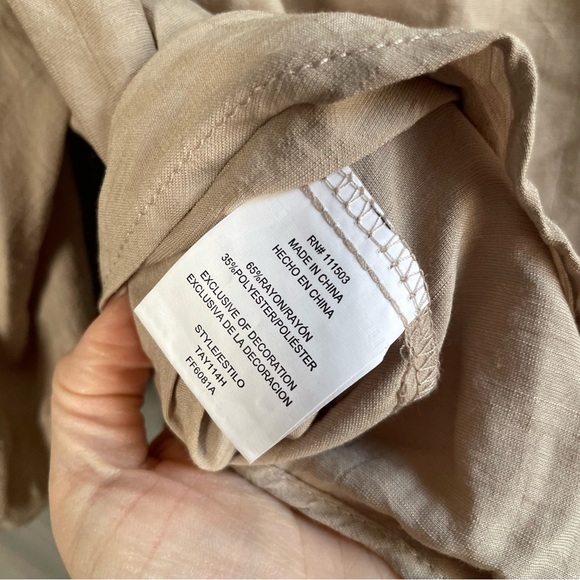 Fig and Flower Boho Taupe Peasant Blouse Crochet Lace Button down top M - Picture 9 of 10